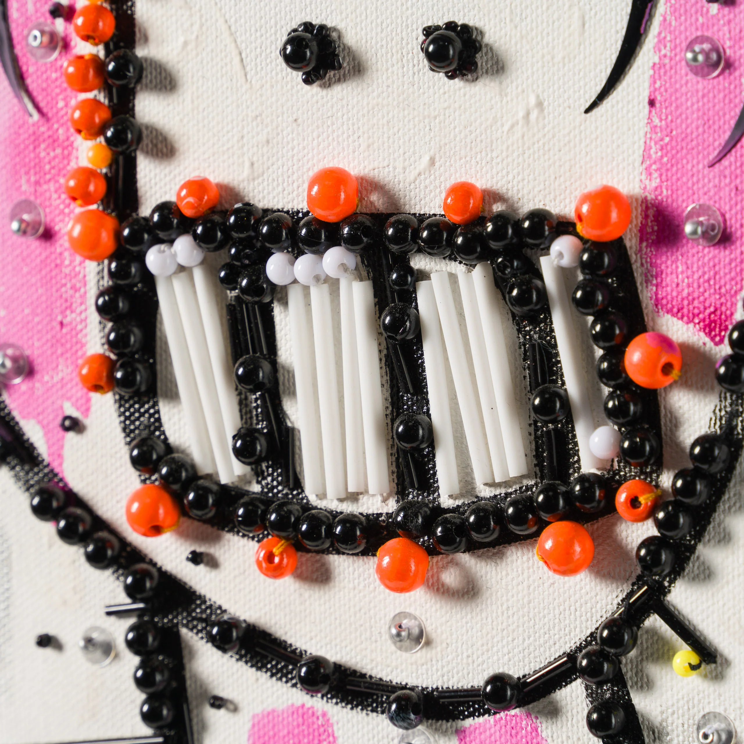 EEEK A FREAK! - Image 3