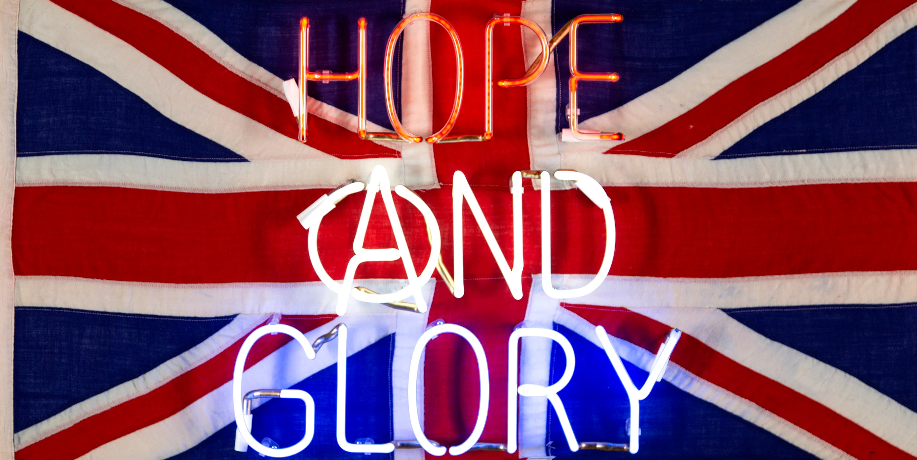Hope & Glory (176) - Image 7