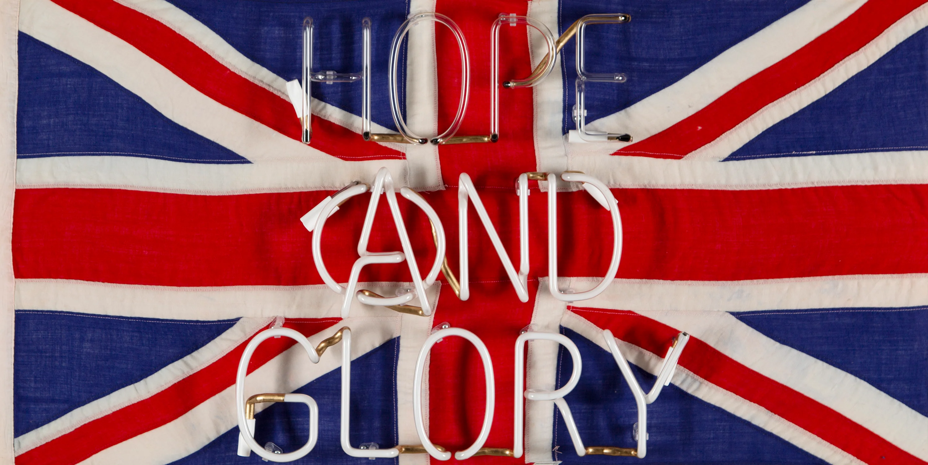 Hope & Glory (176) - Image 8
