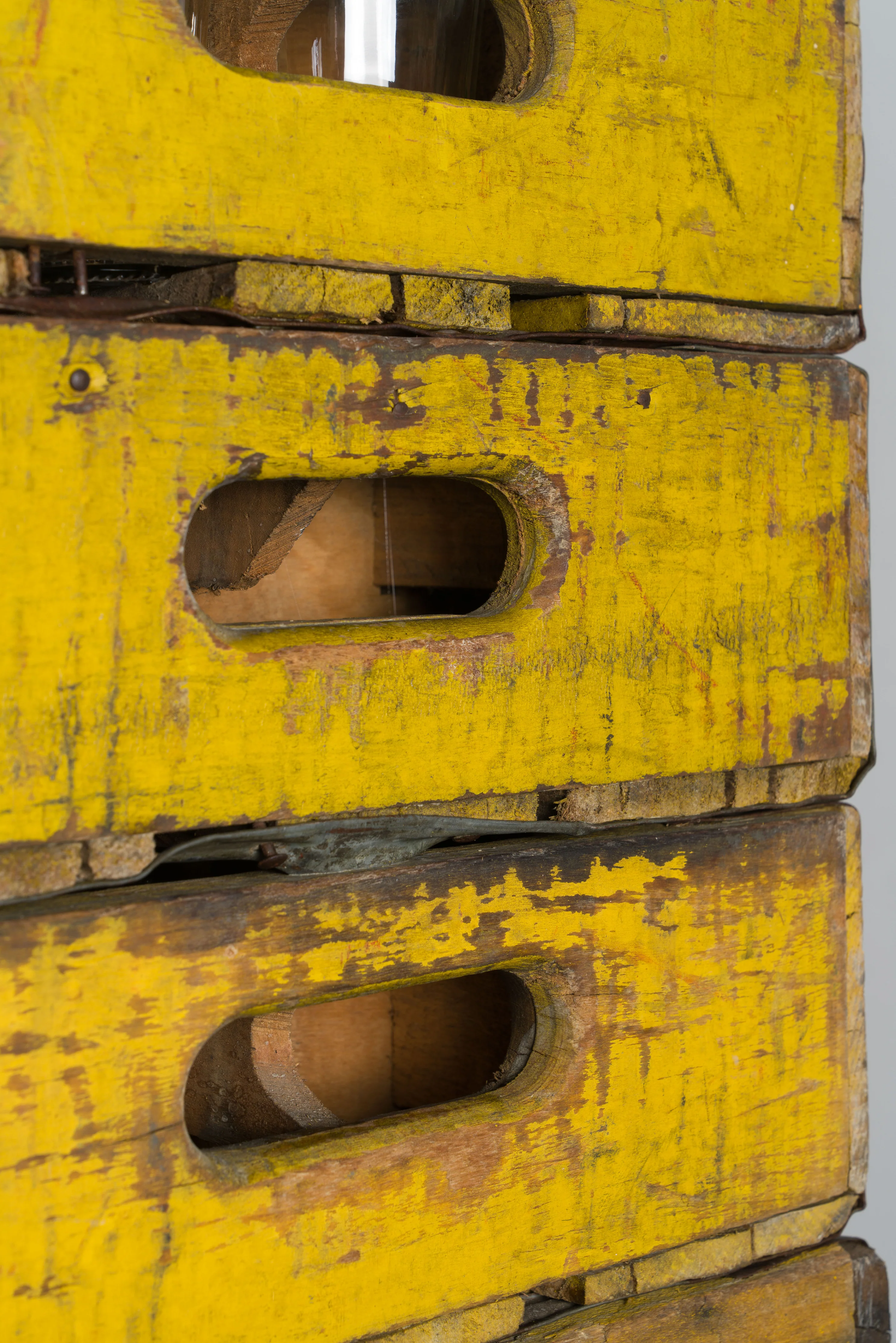 Ali Jabs Right On Yellow Coke Crates 2016 - Image 4
