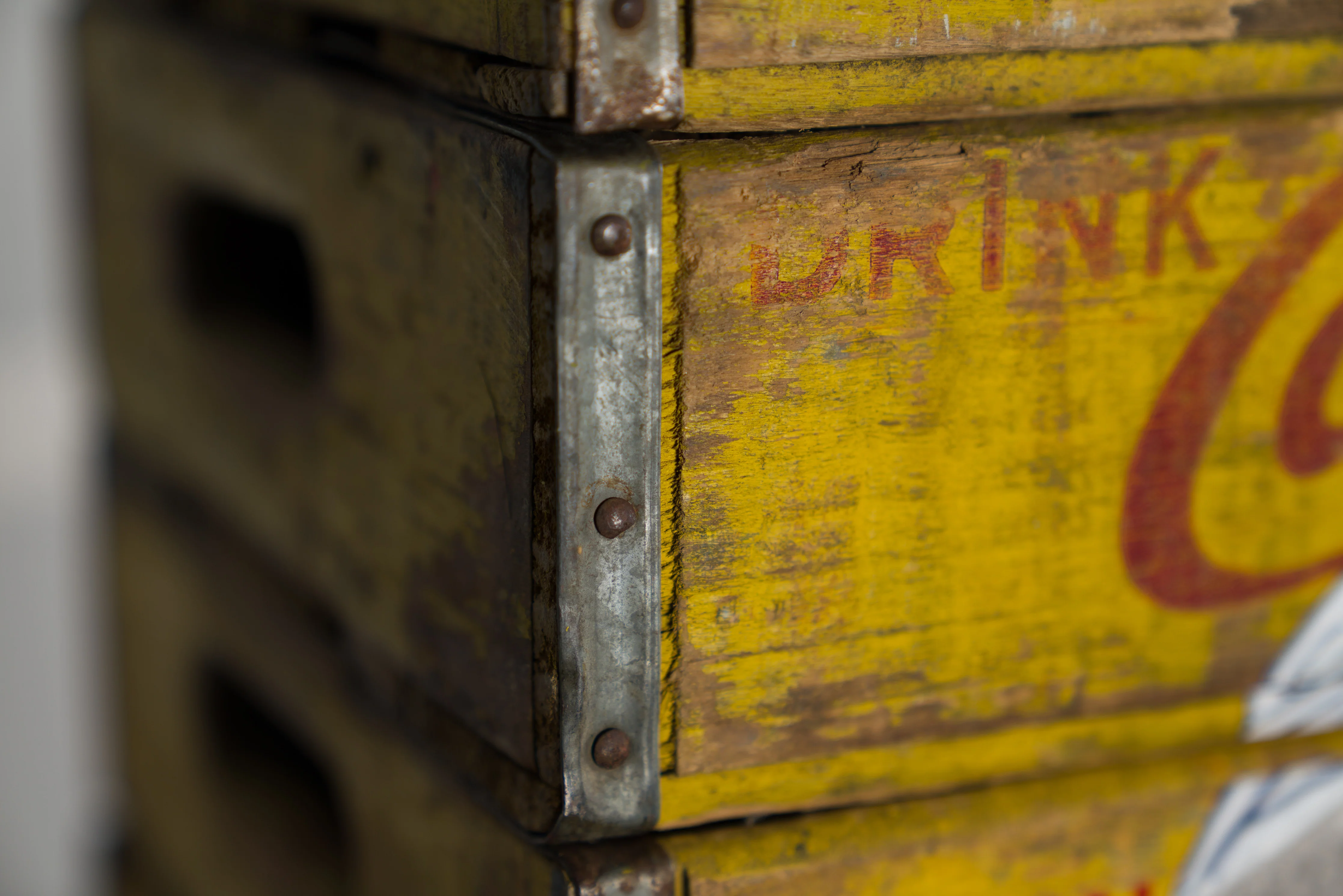 Ali Jabs Right On Yellow Coke Crates 2016 - Image 5