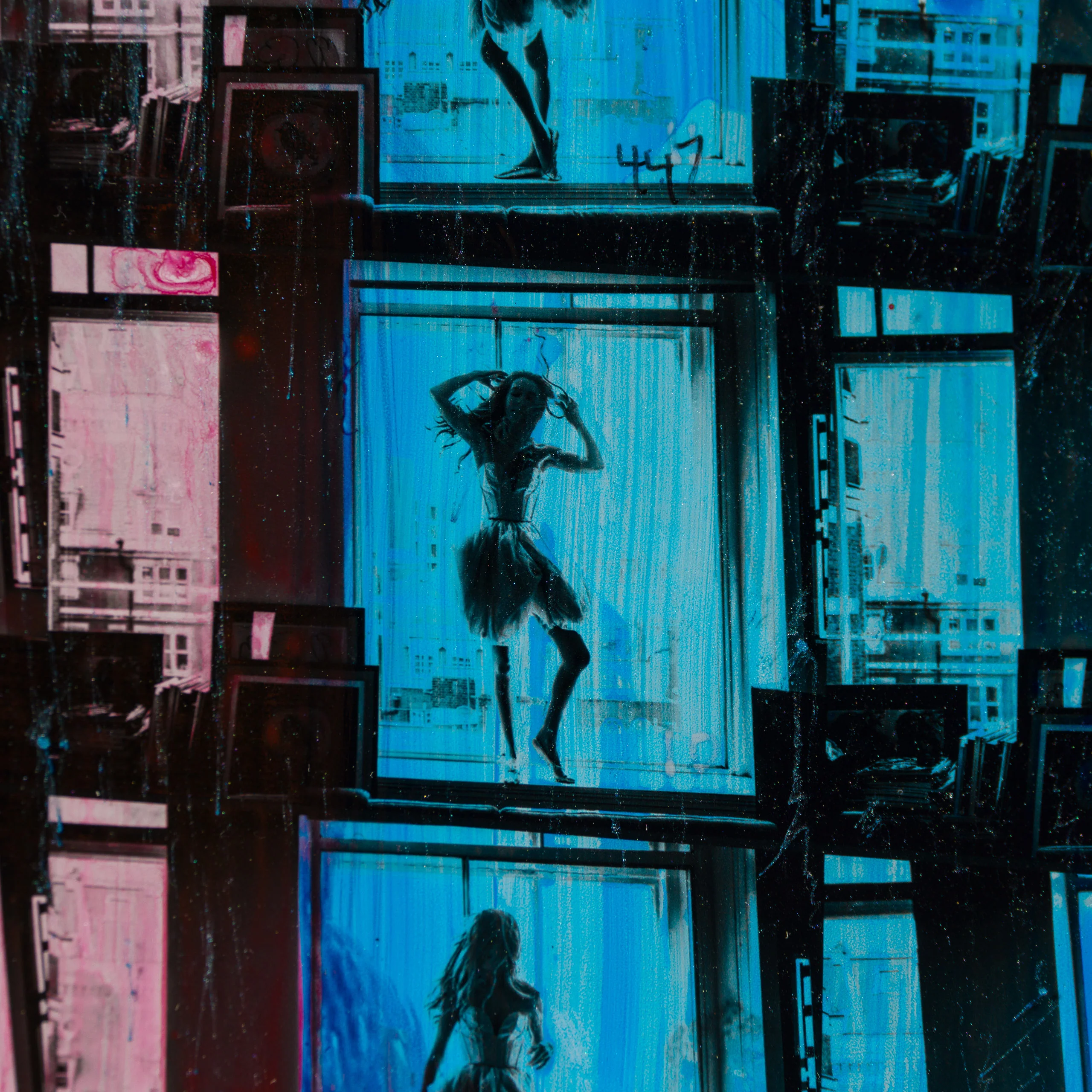 London Dancer - Image 4