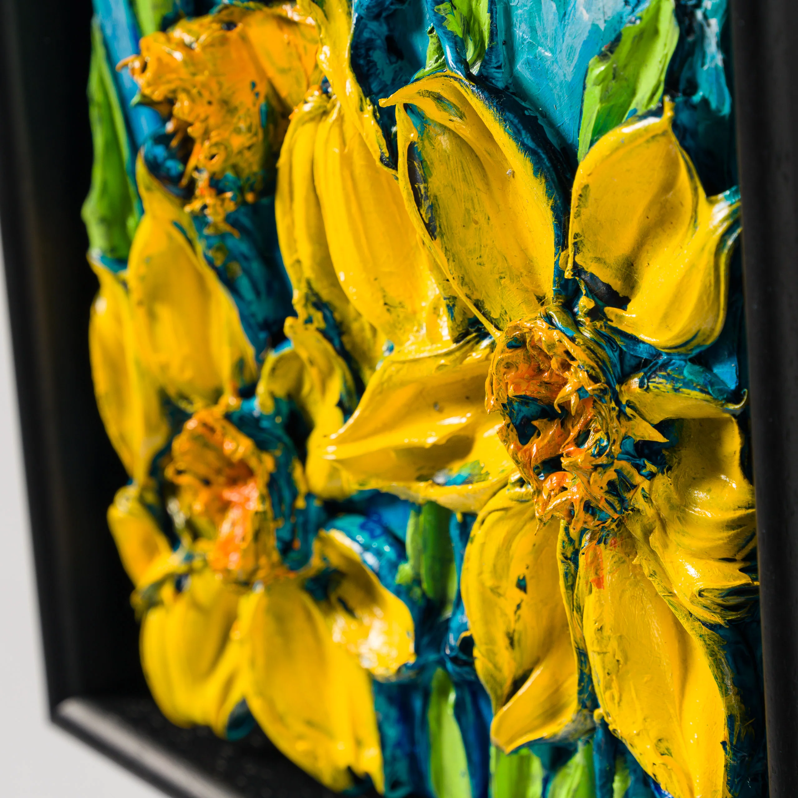 Bowing Daffodils - Image 5