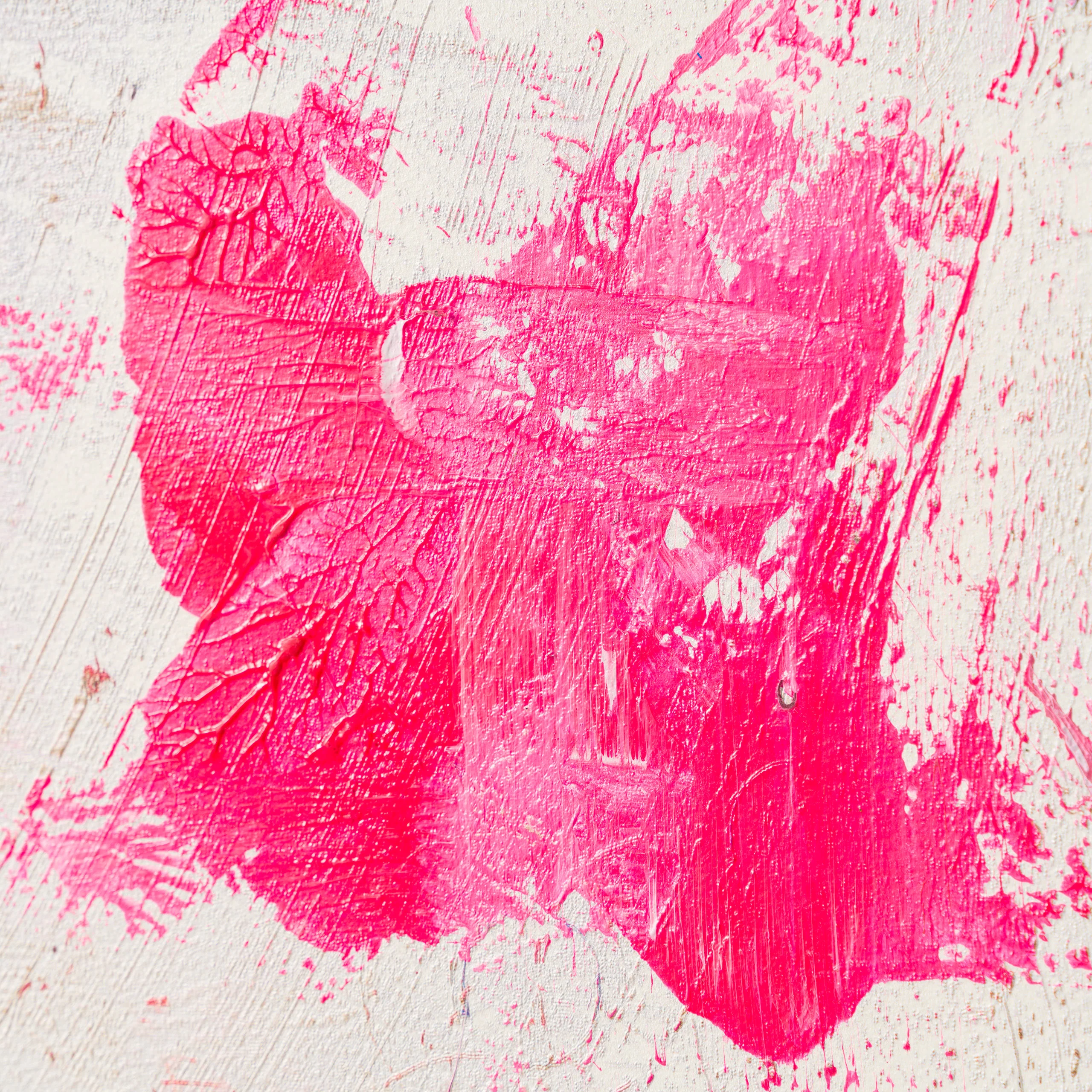Shut Up and Kiss Me | Pink | Unique 1 - Image 2