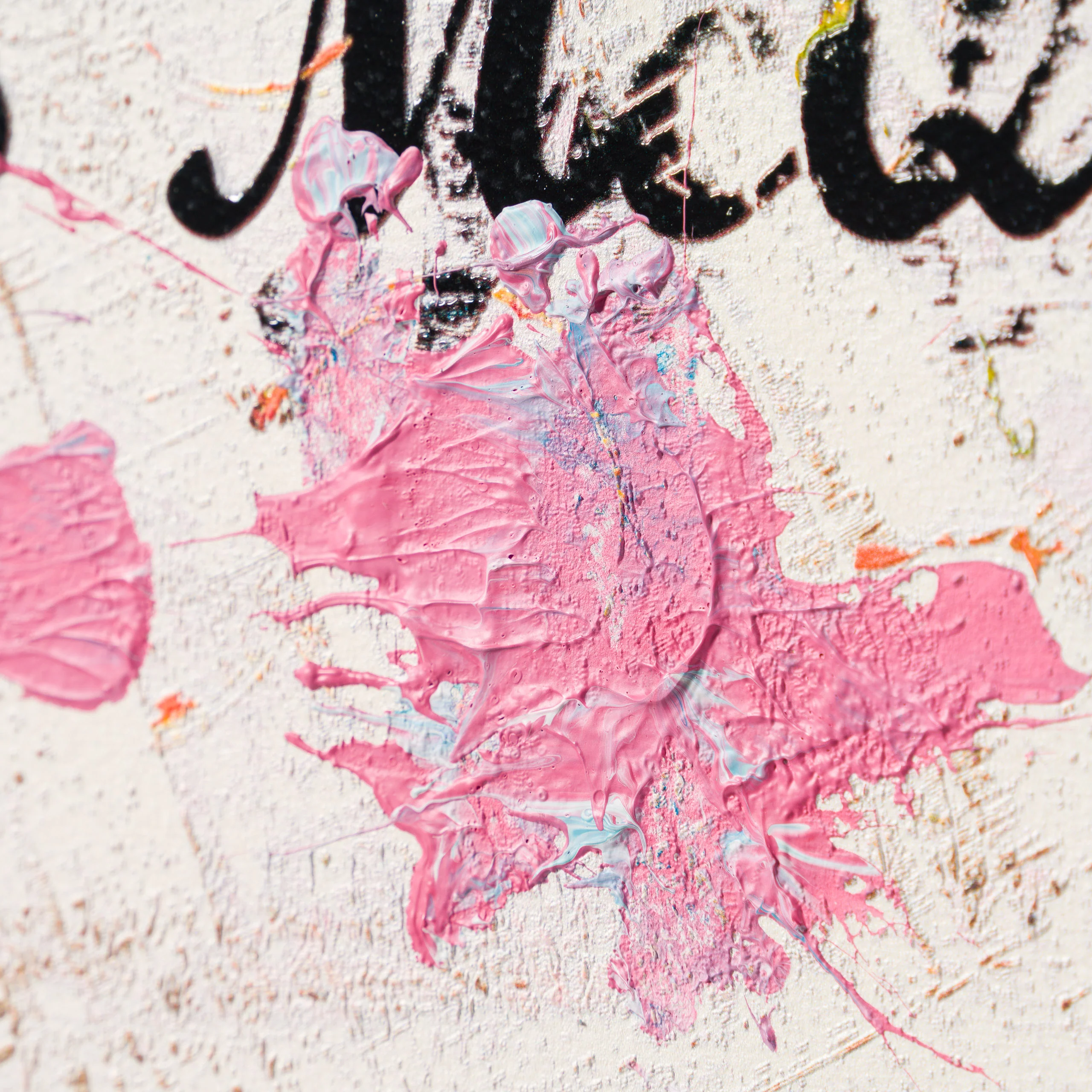 Shut Up and Kiss Me | Pink | Unique 5 - Image 3