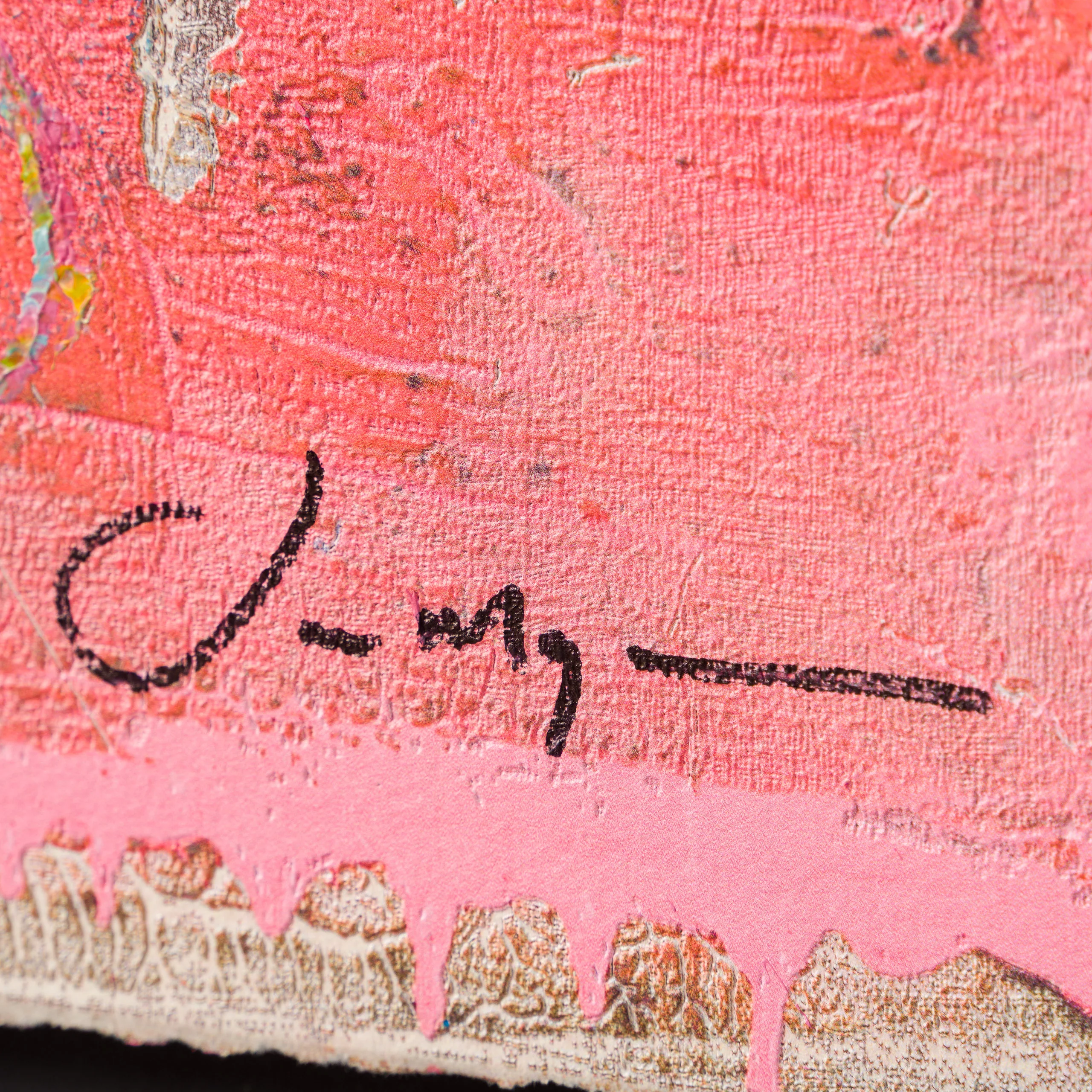 Shut Up and Kiss Me | Pink | Unique 7 - Image 3